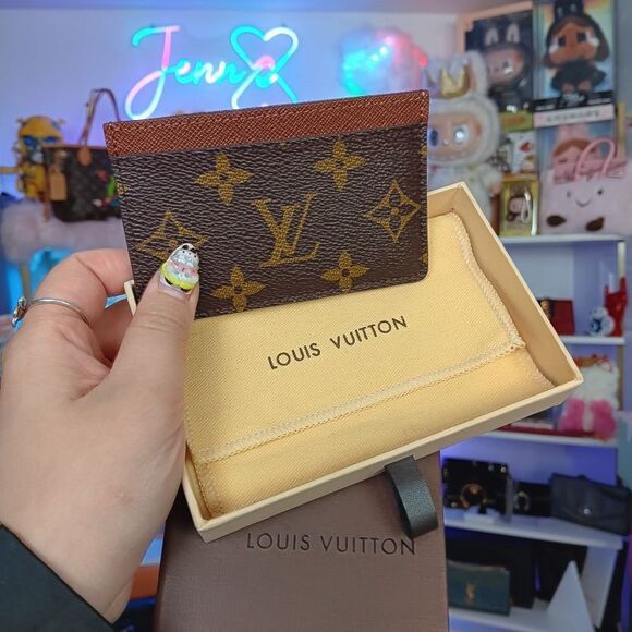 NIB New LOUIS VUITTON Wallet Reverse Monogram Leather Card Holder Wallet - Picture 1 of 9